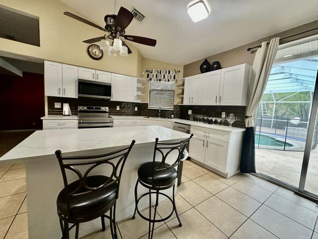 Дом в аренду по адресу 13638 88th Place N - фото 6833075