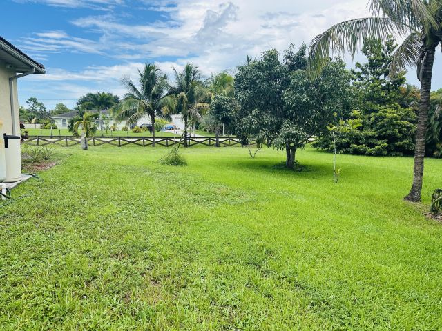Дом в аренду по адресу 13638 88th Place N - фото 6833079