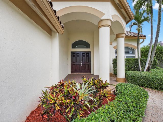 Продажа дома по адресу 19635 Biscayne Bay Drive - фото 6535408