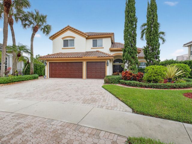 Продажа дома по адресу 19635 Biscayne Bay Drive - фото 6535409