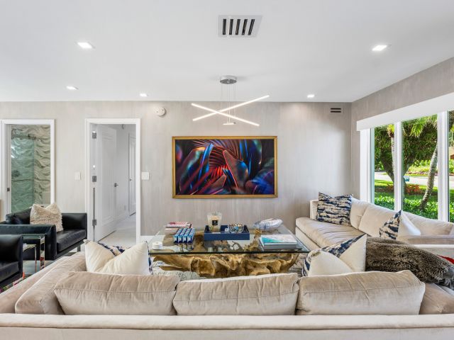 Продажа дома по адресу 730 Marble Way - фото 6535277