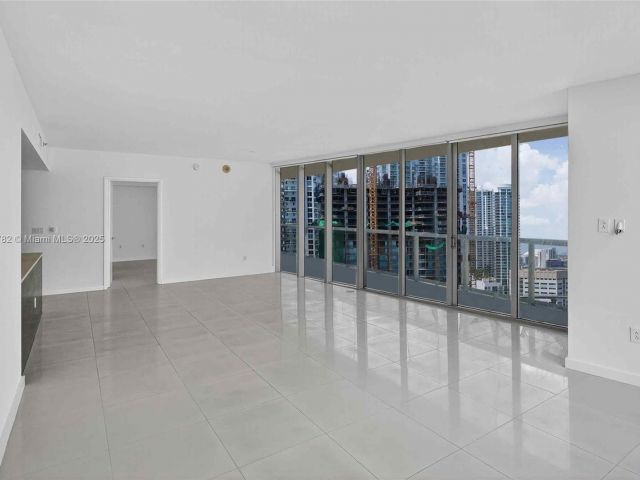 Продажа квартиры #2002 - фото 6567085