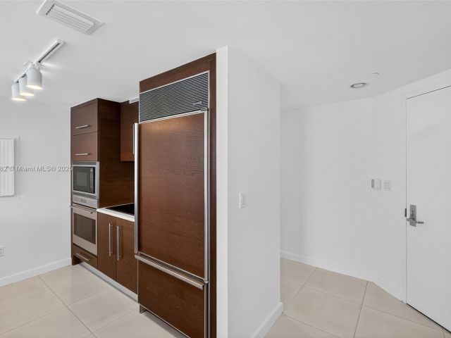 Продажа квартиры #2002 - фото 6567090