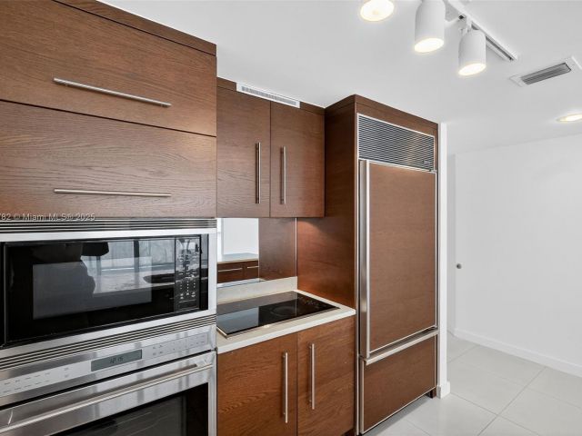 Продажа квартиры #2002 - фото 6567092