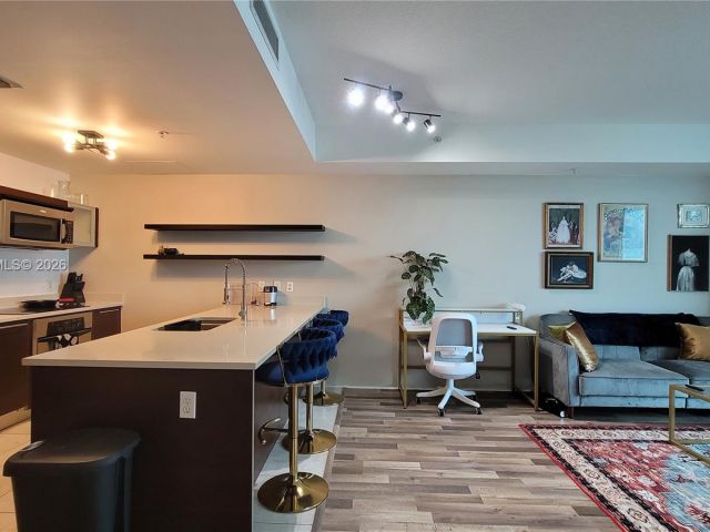 Квартира в аренду номер2009 - фото 7442257