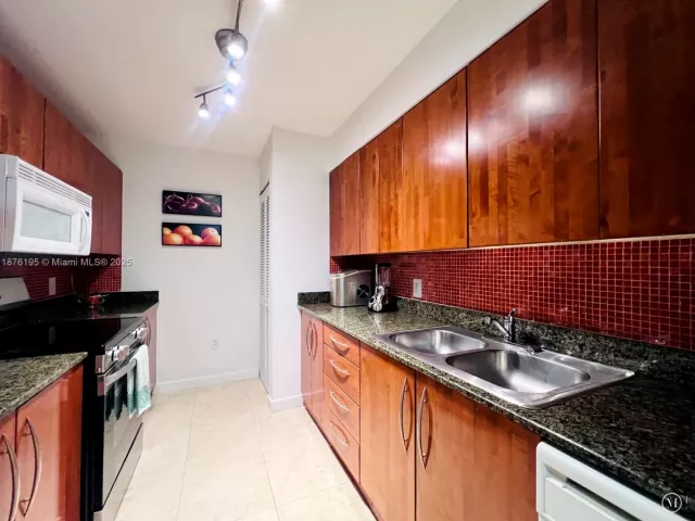 Квартира в аренду номер2809 - фото 6525080