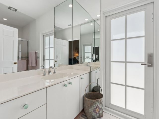 Продажа дома по адресу 10403 Stonebridge Boulevard - фото 6535285