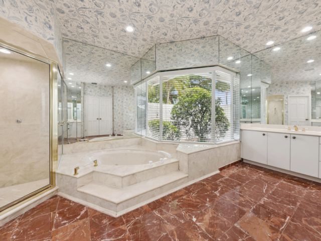 Продажа дома по адресу 10403 Stonebridge Boulevard - фото 6535290