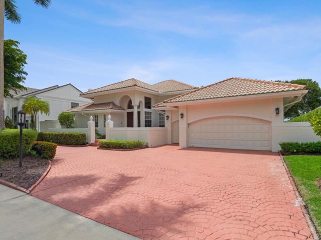 Продажа дома по адресу 10403 Stonebridge Boulevard - фото 6535302