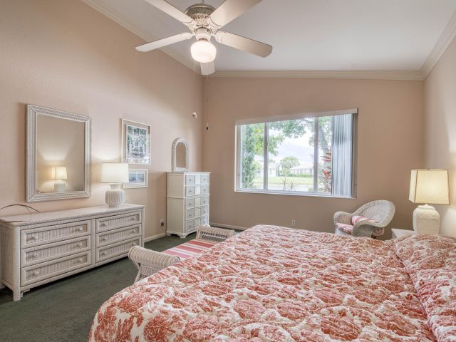 Продажа дома по адресу 9270 Heron Cove Drive - фото 6538922