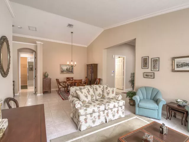 Продажа дома по адресу 9270 Heron Cove Drive - фото 9012993