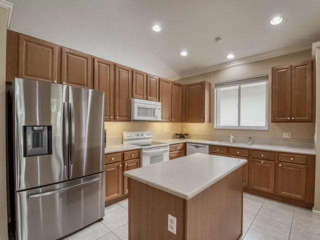 Продажа дома по адресу 9270 Heron Cove Drive - фото 9012998