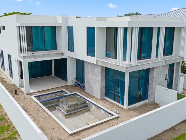 Продажа дома по адресу 310 Grove Place - фото 6656823