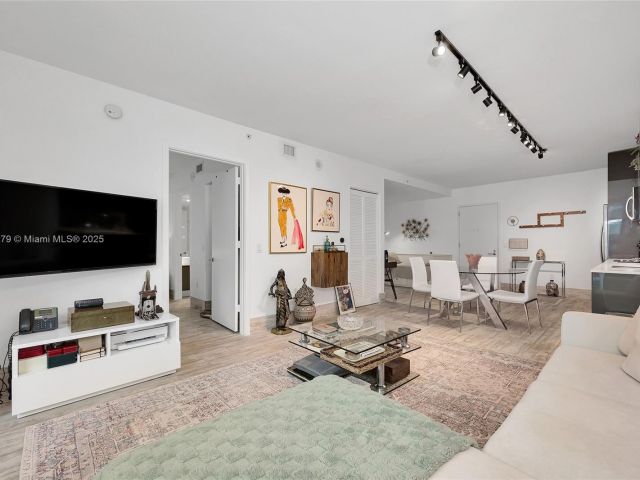 Продажа квартиры #304 - фото 7433499