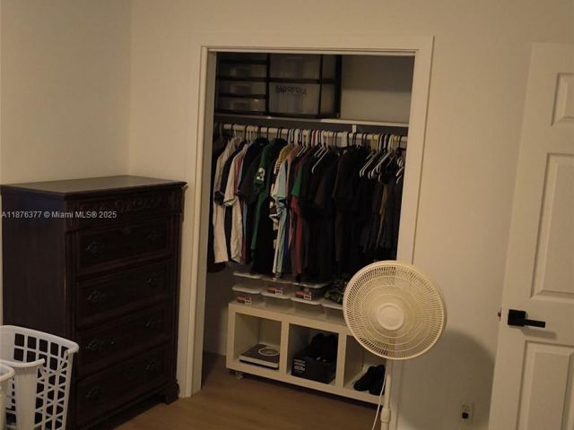 Продажа дома по адресу 839 NW 13th Ave - фото 6568736