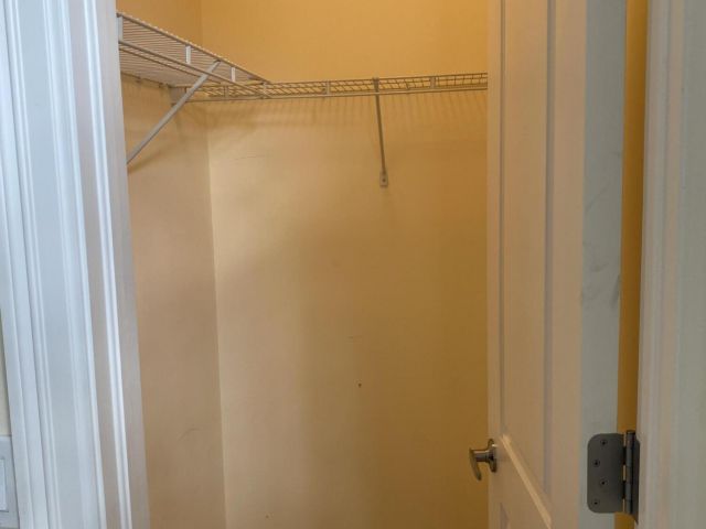 Дом в аренду по адресу 1950 Presidential 2 Way 2 - фото 6546098