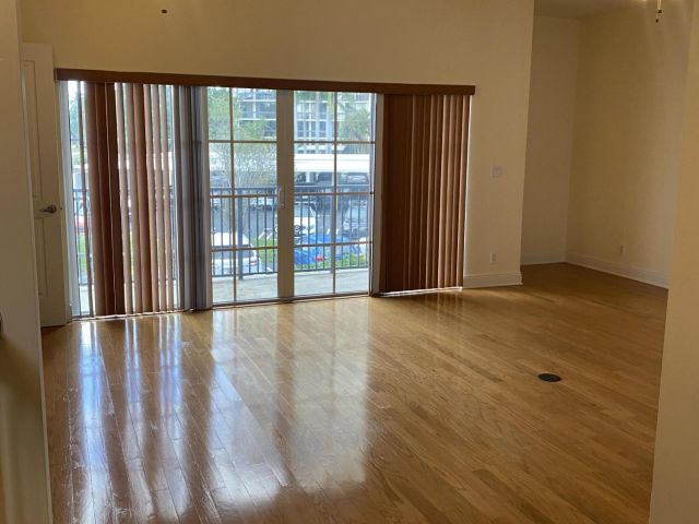 Дом в аренду по адресу 1950 Presidential 2 Way 2 - фото 6546106