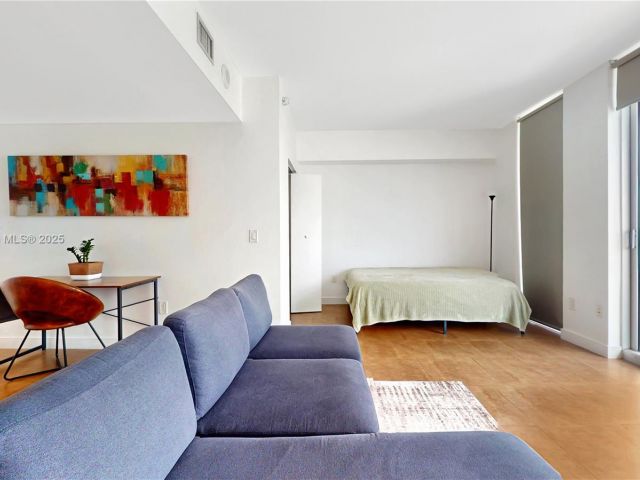 Продажа квартиры #2900 - фото 7440530