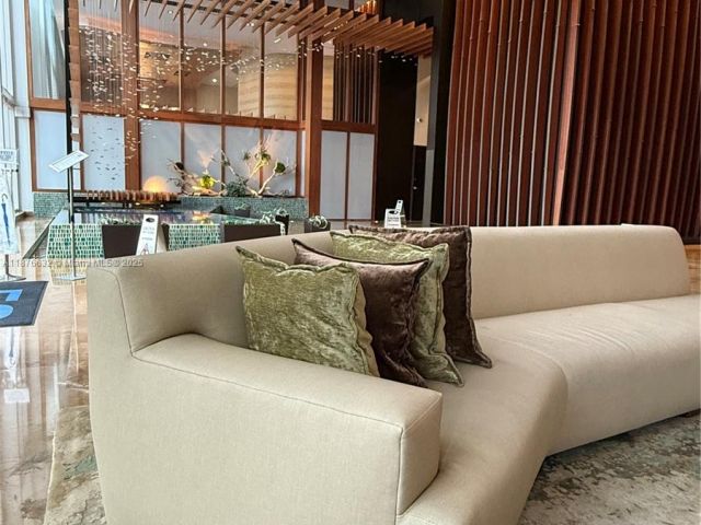 Продажа квартиры #711 - фото 7443823