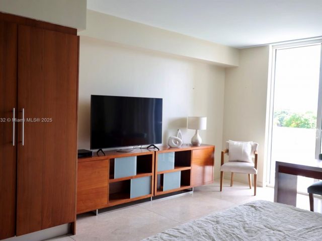 Продажа квартиры #711 - фото 7443828