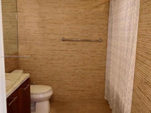 Продажа квартиры #711 - фото 7443830