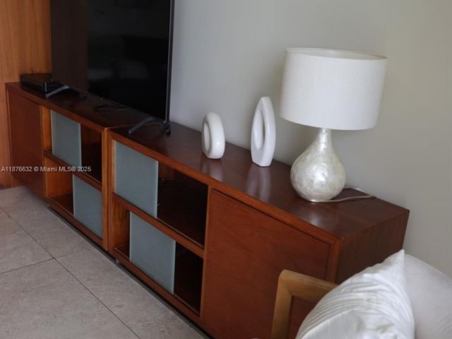 Продажа квартиры #711 - фото 7443834