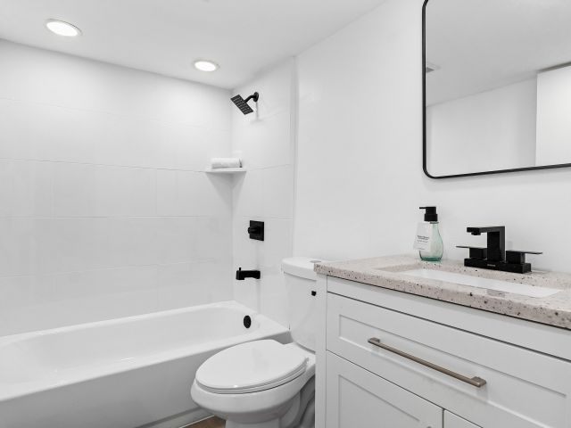 Дом в аренду по адресу 107 SW 4th Avenue - фото 6532836