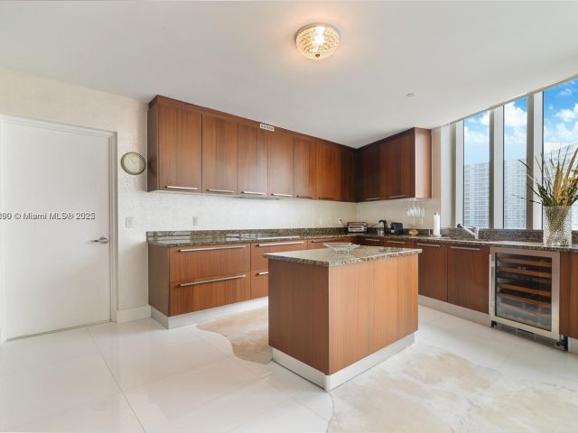 Квартира в аренду номер704 - фото 6526567