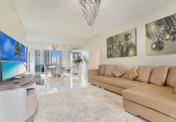 Квартира #704