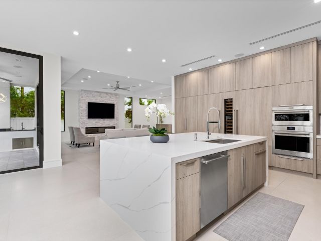 Продажа дома по адресу 753 Park Drive W - фото 6534932