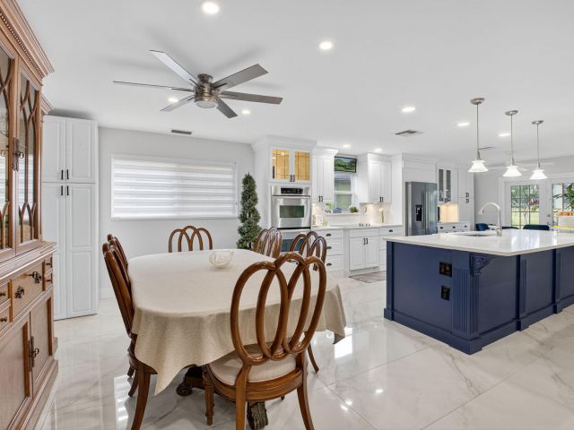 Продажа дома по адресу 23265 SW 61st Avenue - фото 6534920