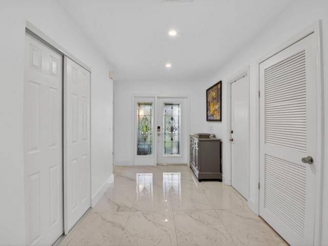 Продажа дома по адресу 23265 SW 61st Avenue - фото 6534927