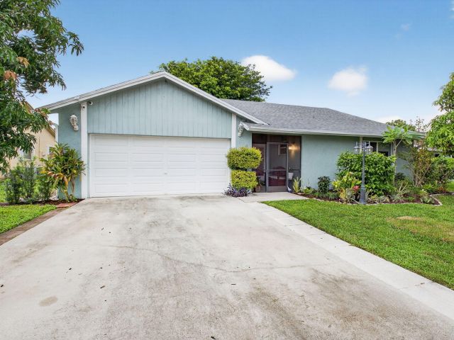 Продажа дома по адресу 23265 SW 61st Avenue - фото 6534929