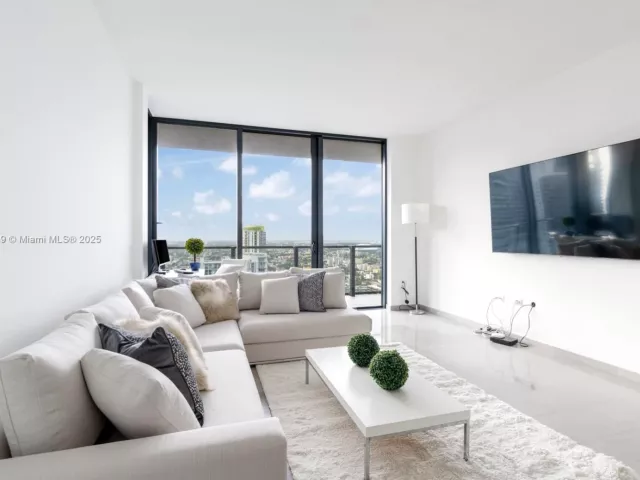 Квартира в аренду номер3706 - фото 6527245