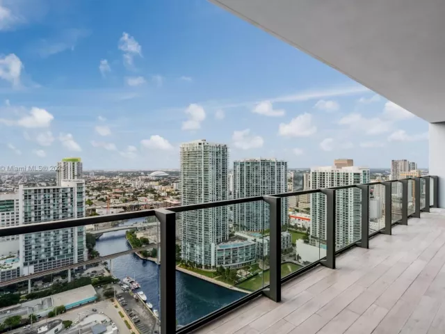 Квартира в аренду номер3706 - фото 6527237