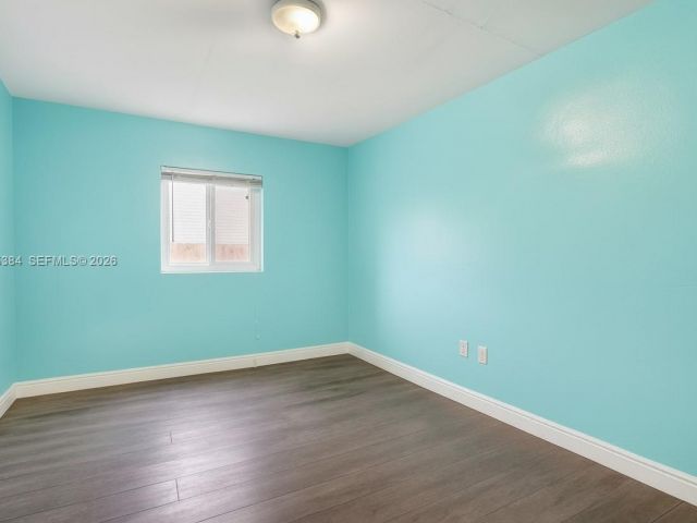 Продажа дома по адресу 2945 SW 16th St - фото 7532033