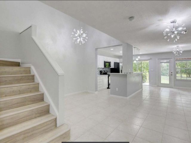 Дом в аренду по адресу 5286 Sapphire Valley - фото 6534837