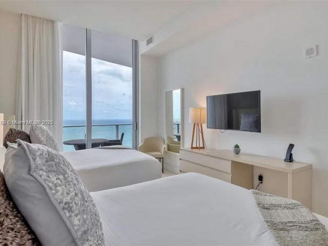 Квартира в аренду номерPH4106 - фото 6527347