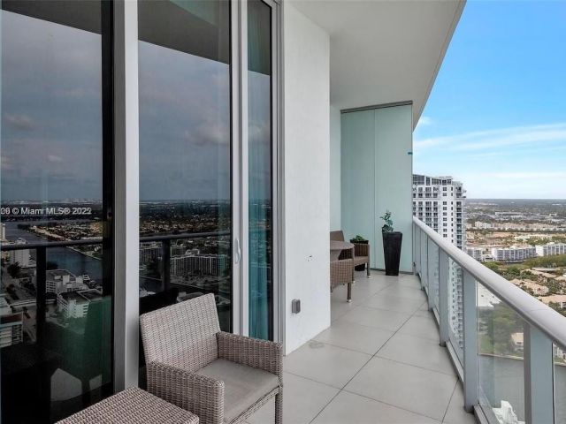 Квартира в аренду номерPH4106 - фото 6527356