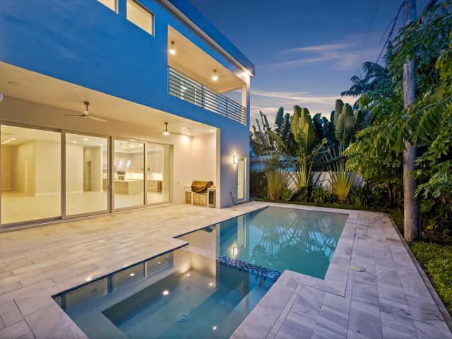 Продажа дома по адресу 827 N Lake Avenue - фото 6532558