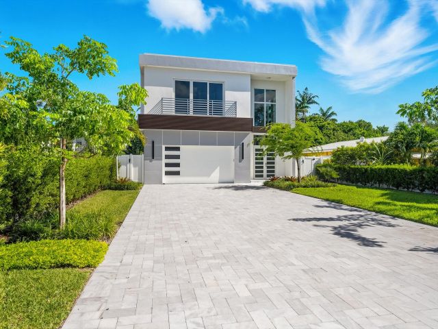 Продажа дома по адресу 827 N Lake Avenue - фото 6532574