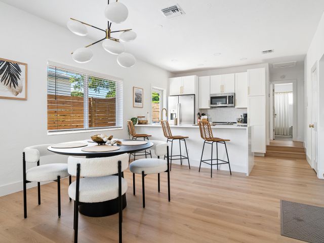 Продажа дома по адресу 3300 Westview Avenue - фото 6533850