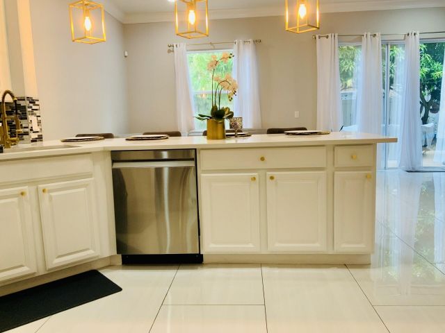 Продажа дома по адресу 532 Gazetta Way - фото 6541349