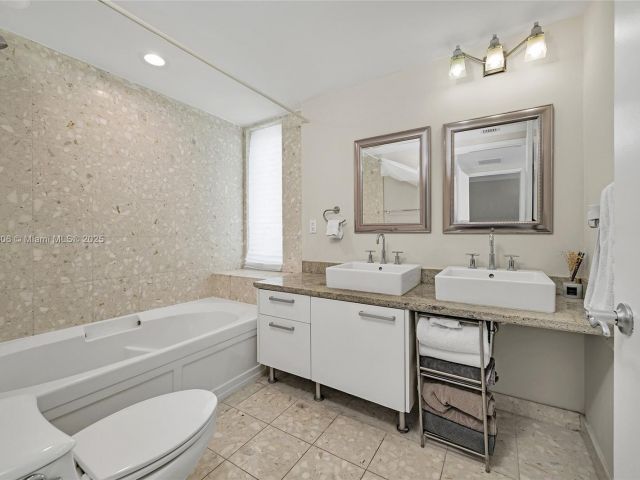 Продажа квартиры #4201 - фото 6527301