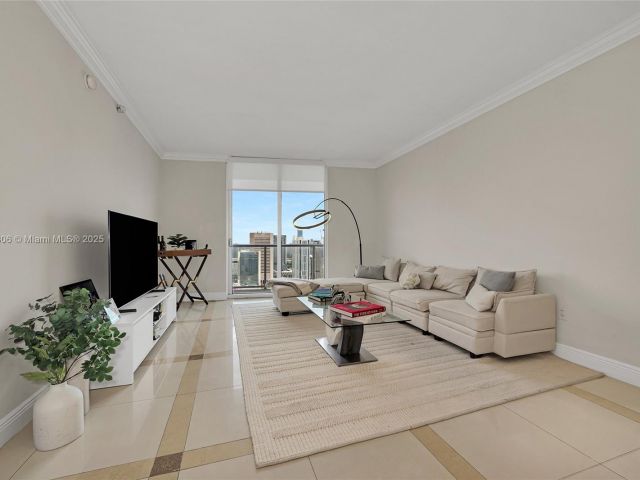 Продажа квартиры #4201 - фото 6527312