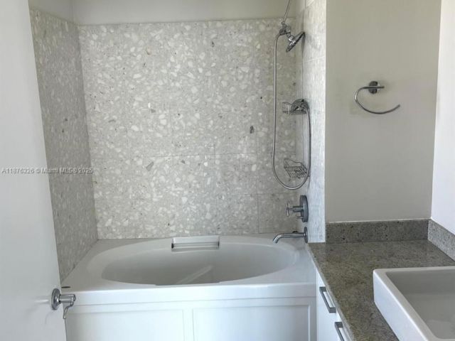 Продажа квартиры #3502 - фото 6553850