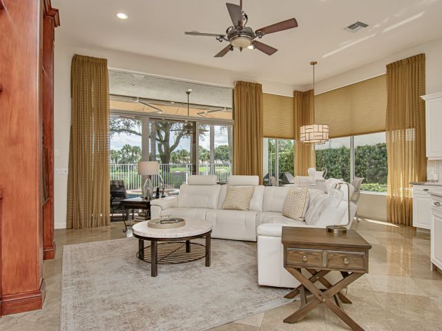 Продажа дома по адресу 7959 Villa D Este Way - фото 6595259