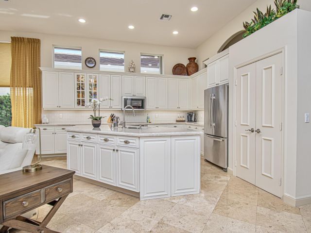 Продажа дома по адресу 7959 Villa D Este Way - фото 6595265