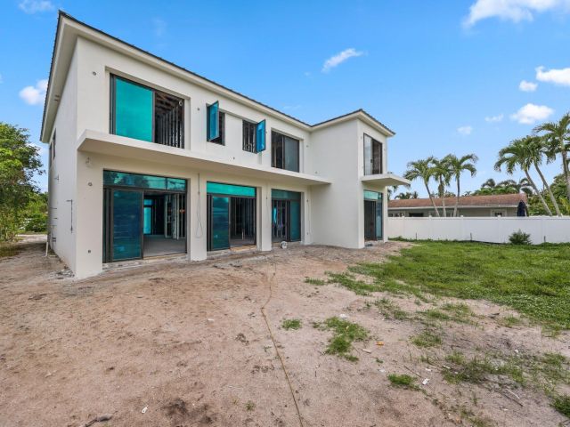 Продажа дома по адресу 101 NW 17th Street - фото 6602052