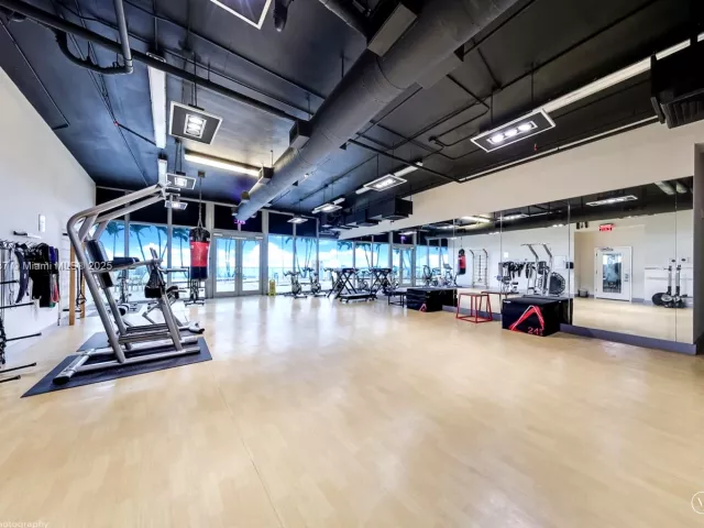 Продажа квартиры #1909 - фото 6557216